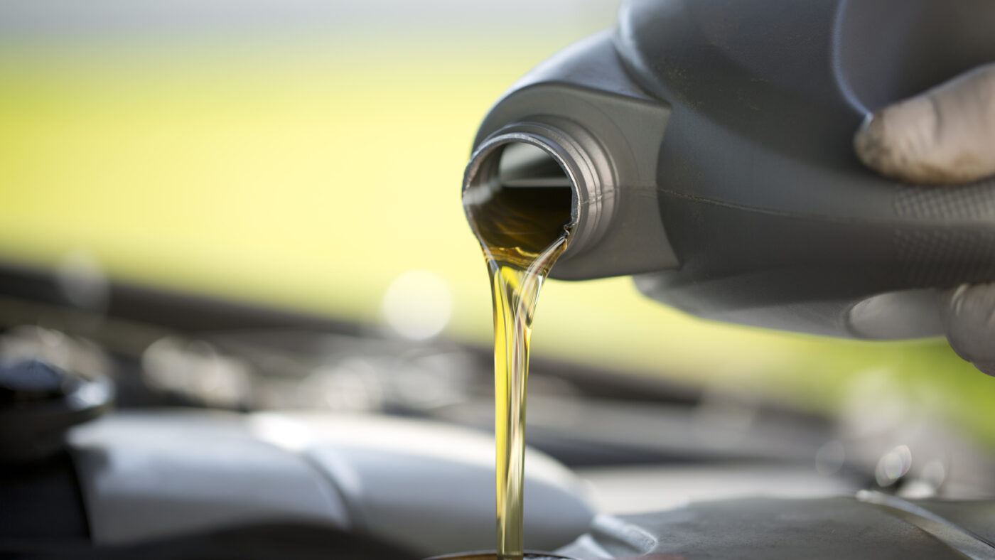 Engine Oil: The Secret Key to Long Lasting Vehicles 